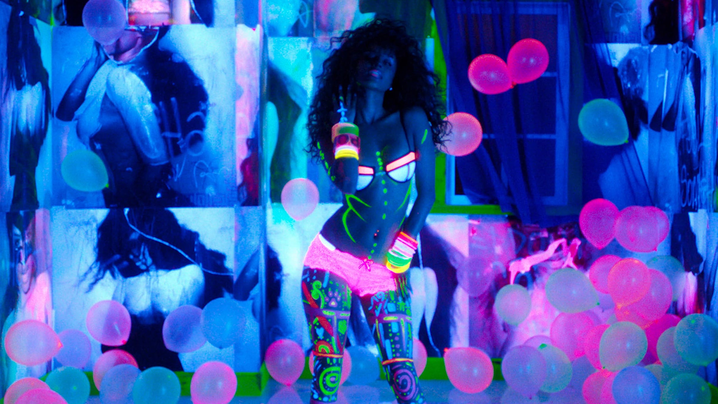 Bloody Civilian – THE A*POP WORLD TOUR